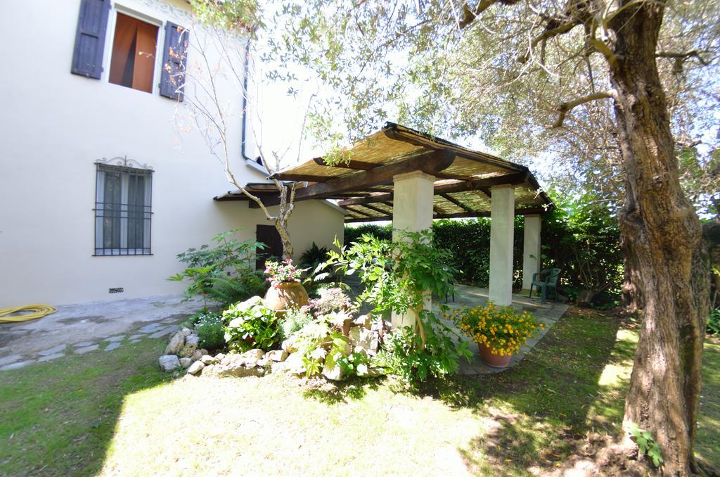 Casa Romana فياريجيو المظهر الخارجي الصورة