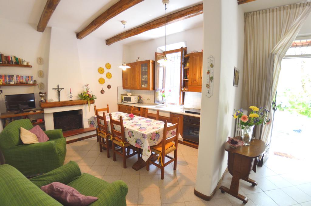 Casa Romana فياريجيو المظهر الخارجي الصورة