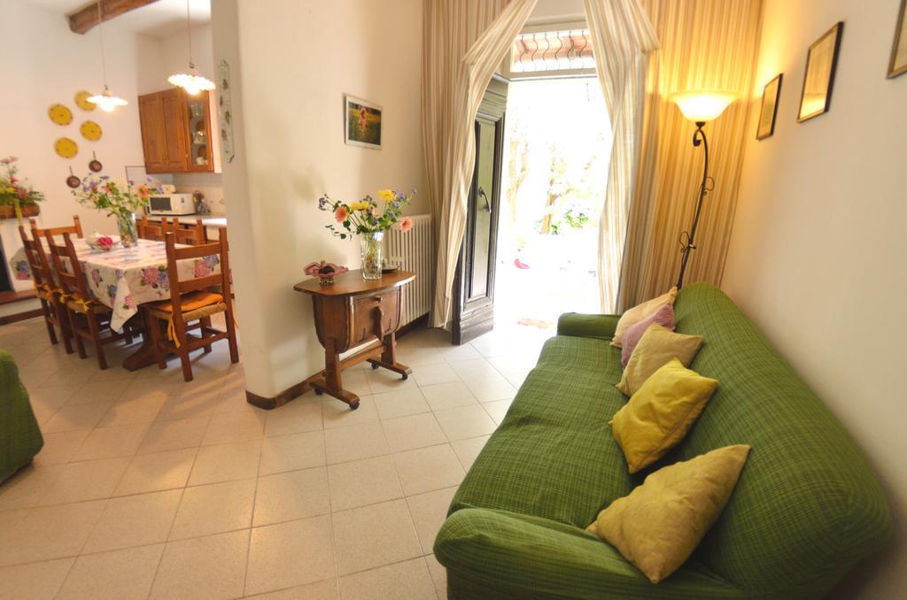 Casa Romana فياريجيو المظهر الخارجي الصورة